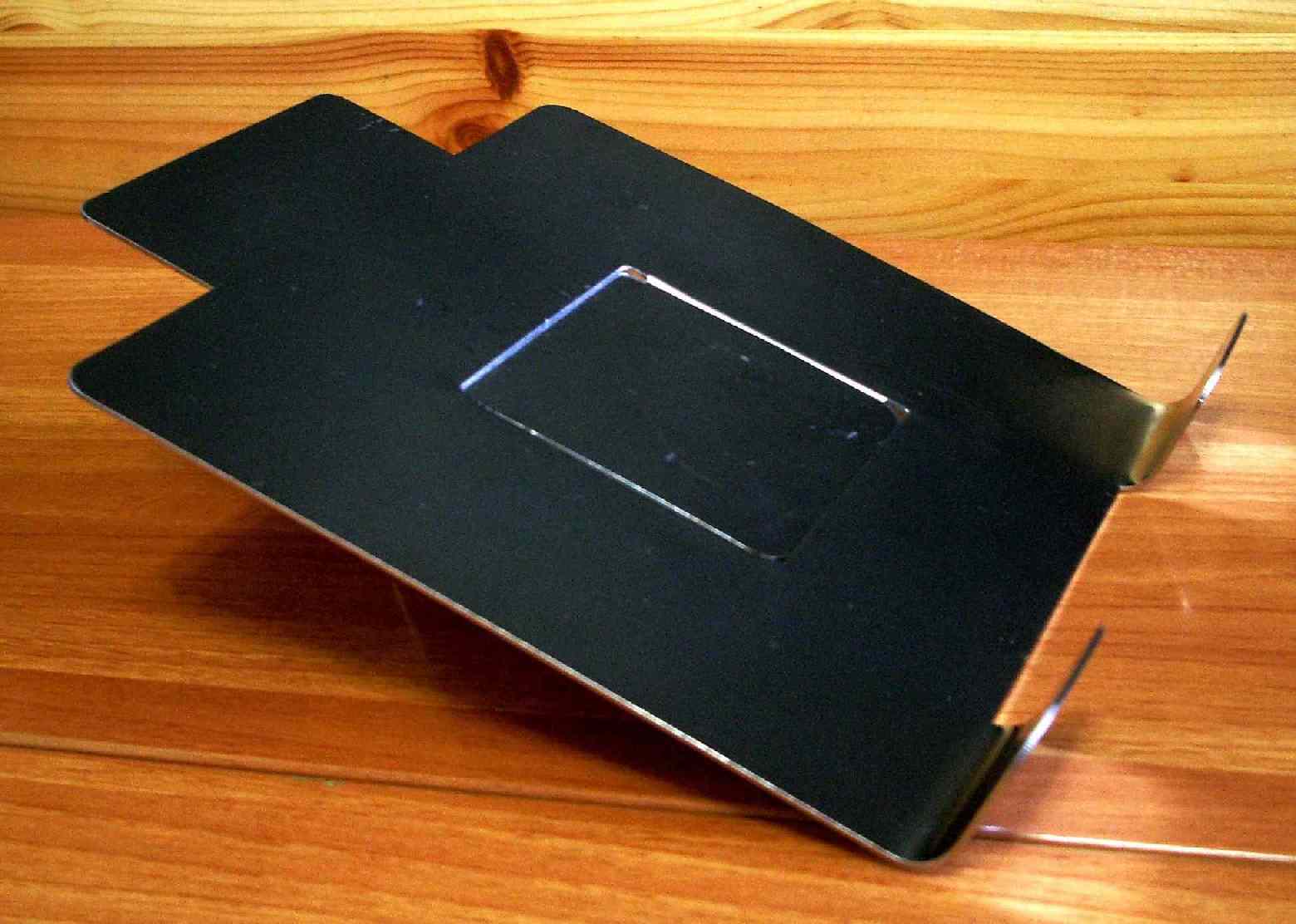 Laptop Stand (Laptop Stand)