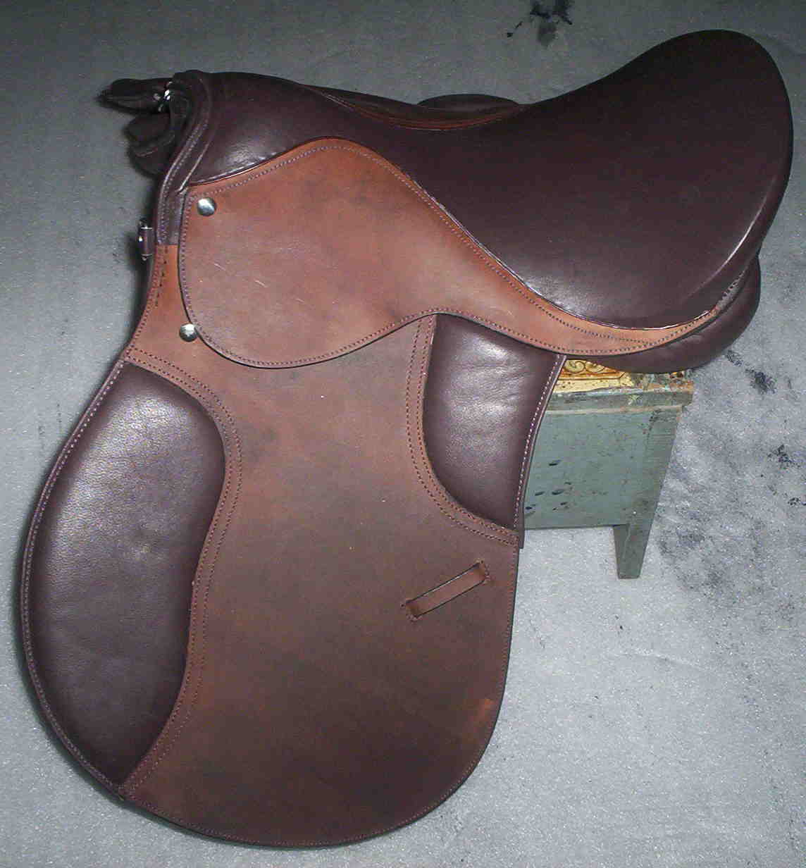 Treeless Saddles (Treeless Selles)