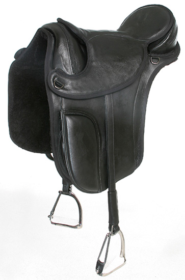 Treeless Dressage Saddle (Baumlosen Dressursattel)