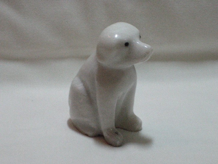  Marble Dog Sculpture