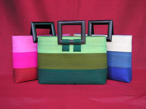  Silk Handbag ()