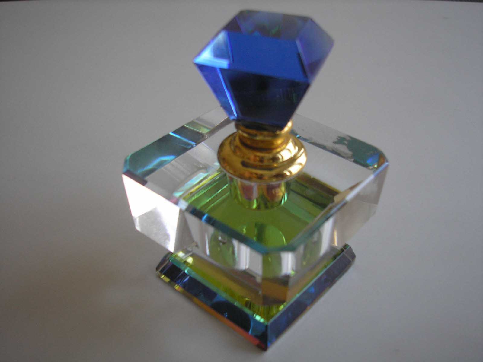  Perfume Bottle (Флакон духов)
