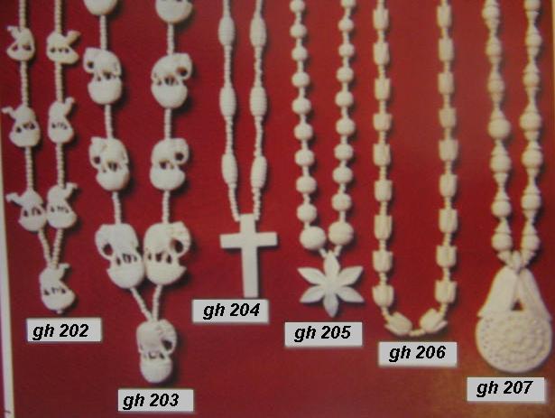  Bone Necklace (Кость ожерелье)