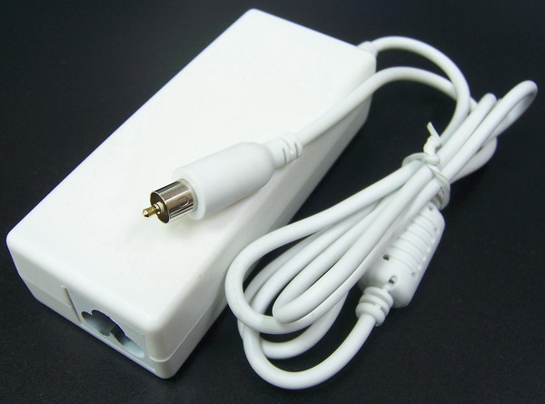 Laptop Adapter (Laptop Adapter)