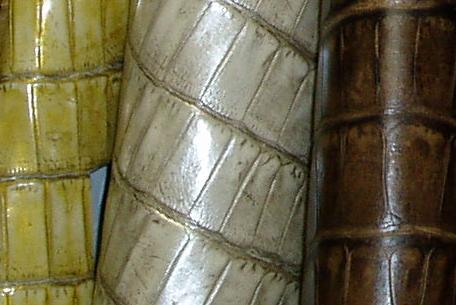  Croco Embossed Leather ( Croco Embossed Leather)