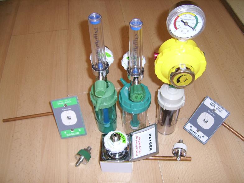 Gas Outlet And Oxygen Flowmeter With Humidifier ( Gas Outlet And Oxygen Flowmeter With Humidifier)