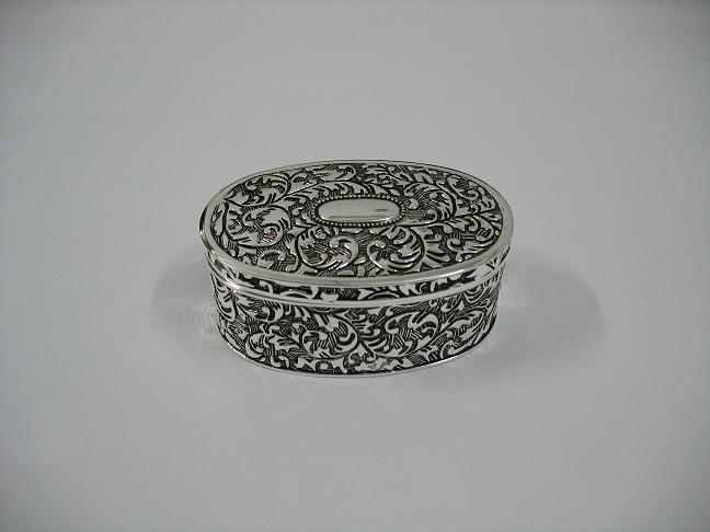  Silver Jewelry Box (Silber Schmuck-Box)