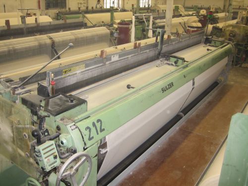 4 Sulzer Made Projectile Weaving Machine (4 Sulzer Made Projectile Weaving Machine)