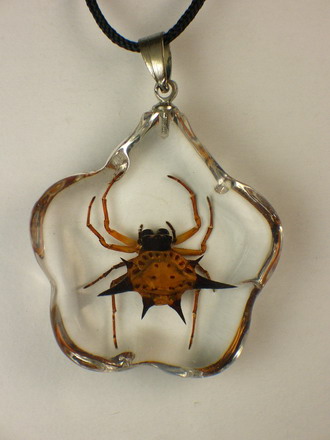  Necklace (Halskette)