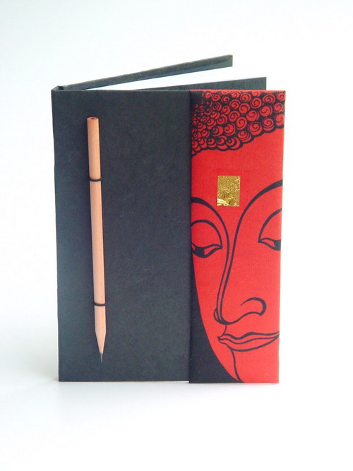  Hard Backed Buddha Notebook With Pencil (Hard Backed Bouddha Notebook avec un crayon)
