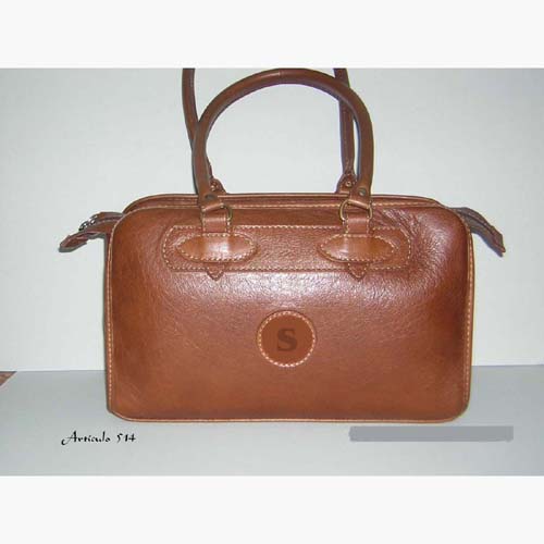  Handbags ()