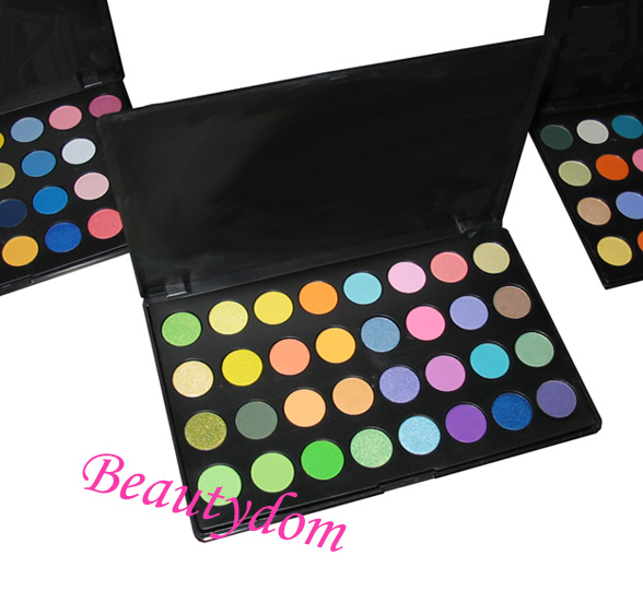  Professional Cosmetics Palette 32 Colors