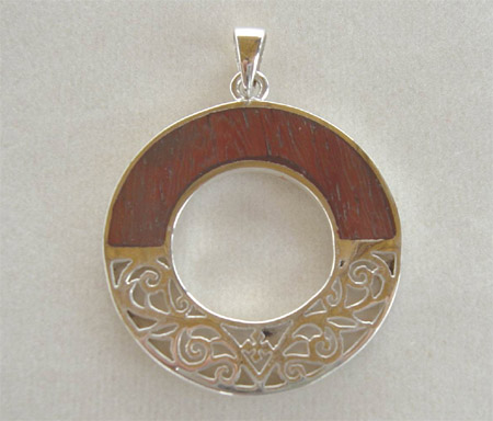  Sterling Silver Pendant In Small Quantity