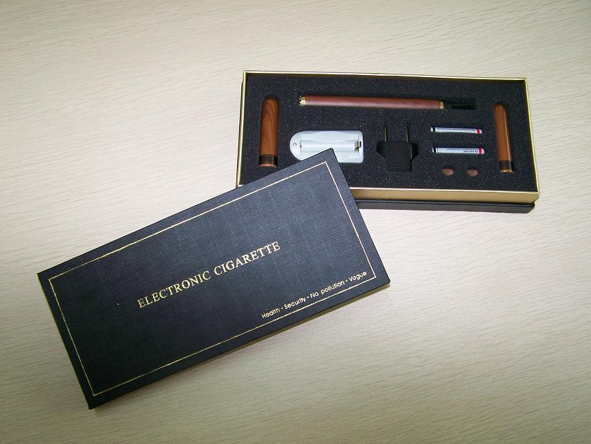  Electronic Cigar (Electronic Cigar)