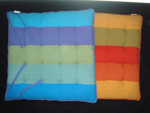  Cushion (Coussin)