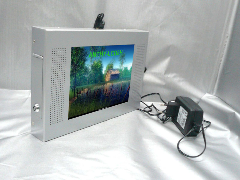  8 LCD Display (8 ЖК-дисплей)