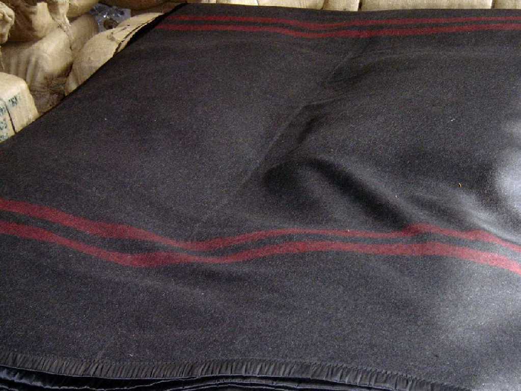  Military Blanket (Военные Одеяло)