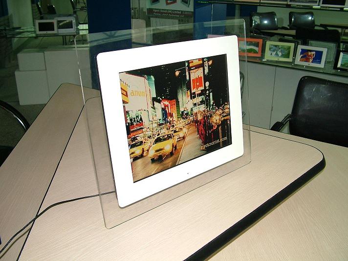  Digital Photo Frame - Acrylic (Cadre photo numérique - Acrylique)