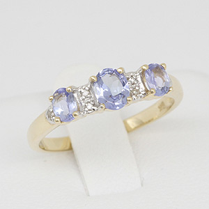  9k Solid Yg Genuine Tanzanite & Diamond Ring (9k Solid Yg Подлинное Танзанит & Diamond Ring)