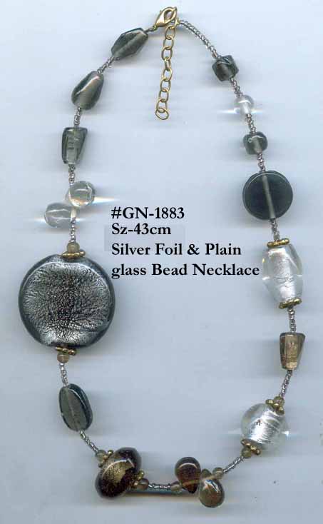  Silver Foil Glass Bead Necklace (Silver Foil Collier en perles de verre)