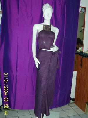  Women Dress (Les femmes s`habillent)