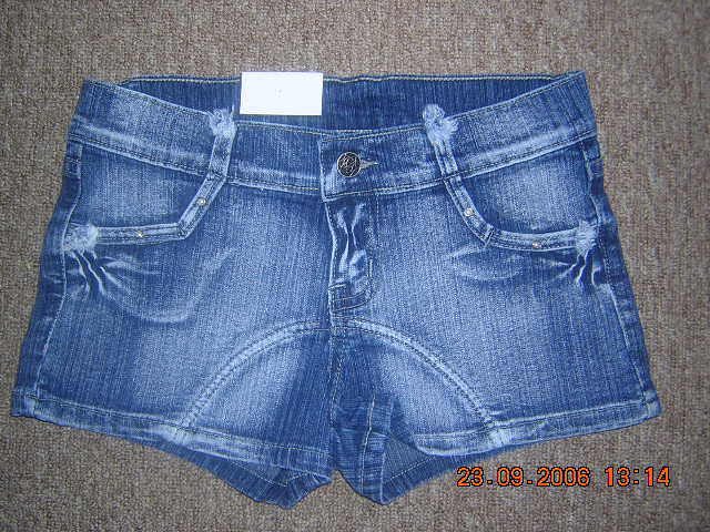  Ladies Hot Shorts (Ladies Hot Shorts)