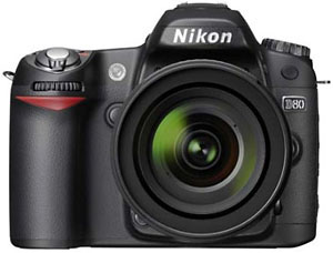  Nikon D80 With 18-135mm Lens (Nikon D80 с 18 35mm объектива)