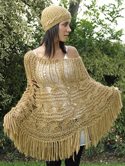  Ponchos, Shawls And Scarves ()