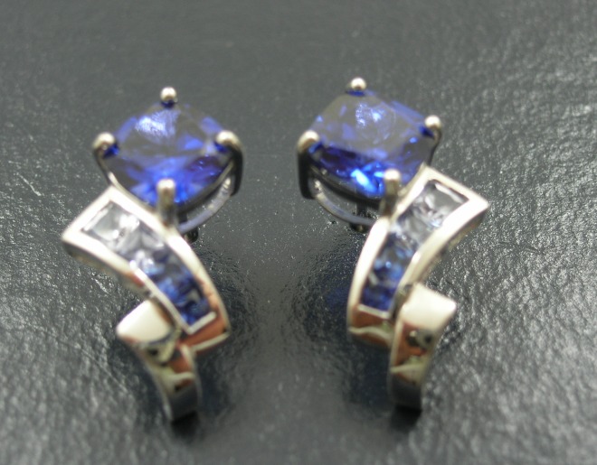  10k White Gold Earring With Created Blue Sapphire