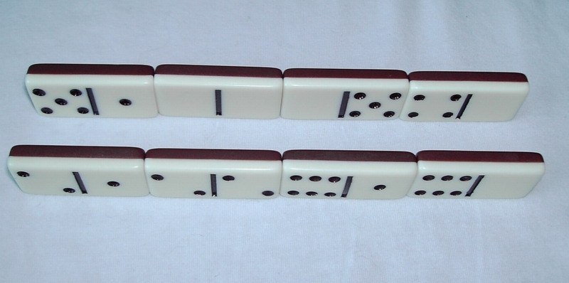  Dominoes Set