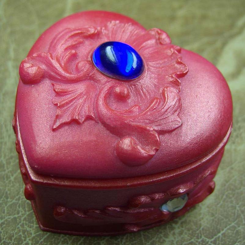  Red Heart Shape Jewellery Box, Casket, Resin Crafts Statuary