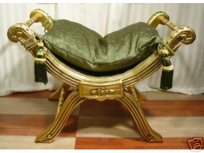  Antique Furniture (Meubles anciens)