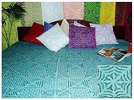  Organdy Cut Worked Bedsheet (Organdi Cut travaillé Bedsheet)