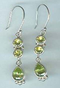  Silver Earring (Silver Earring)