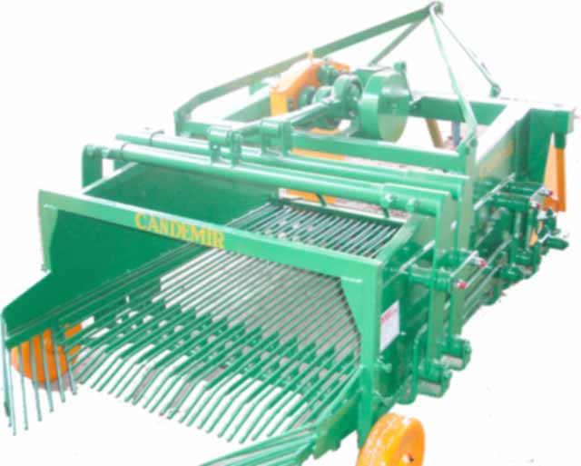 Potato Harvester (Kartoffelroder)