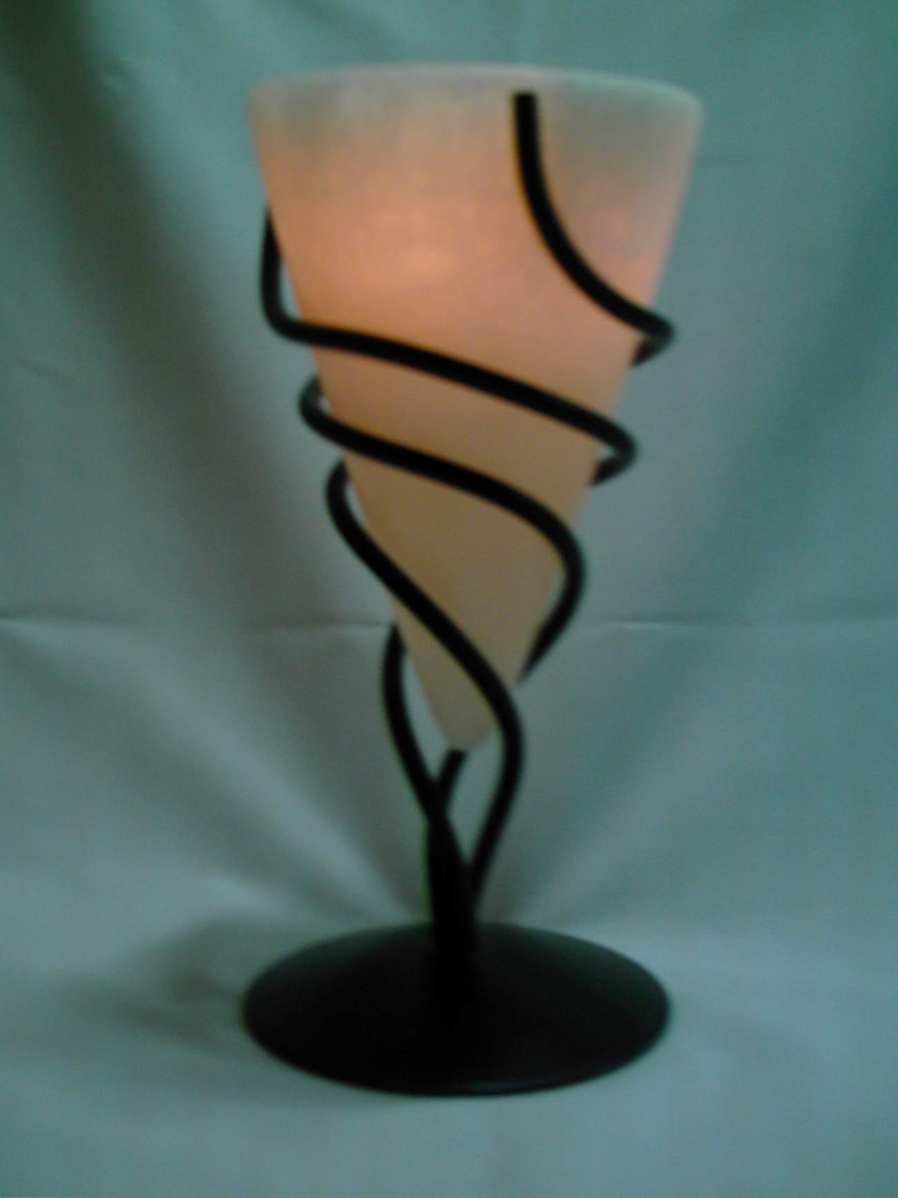  Candleholder (Cone Shape) (Подсвечник (конуса))