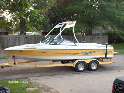  2002-22i Type R Tige` Competition Wake Board Boat