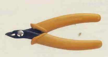  Precision Pliers (Präzisions-Zangen)