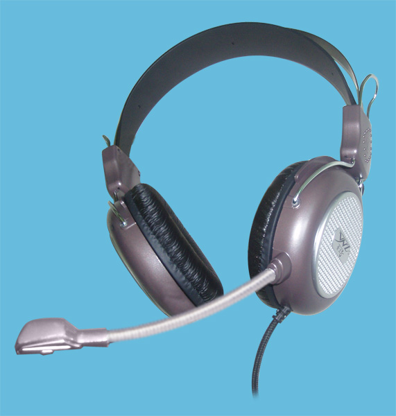  All Kinds Of Headphones, Headsets, Earphones With / Without Microphones