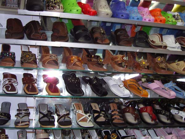  Sandals (Сандалии)