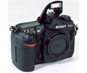  Nikon D200 Body Only Digital Camera (Nikon D200 органа только цифровые камеры)