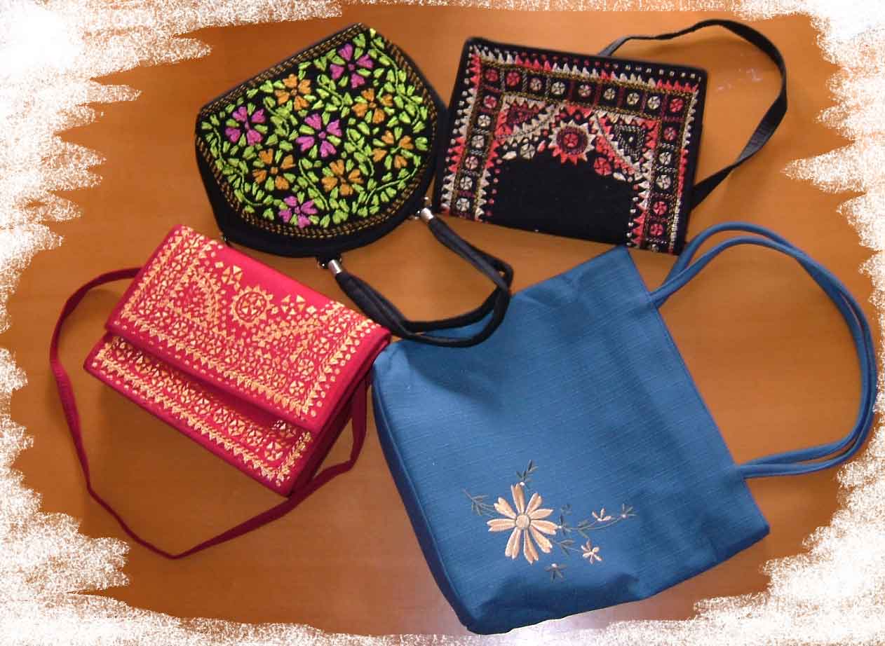  Hand Made Bags (Hand Made Sacs)