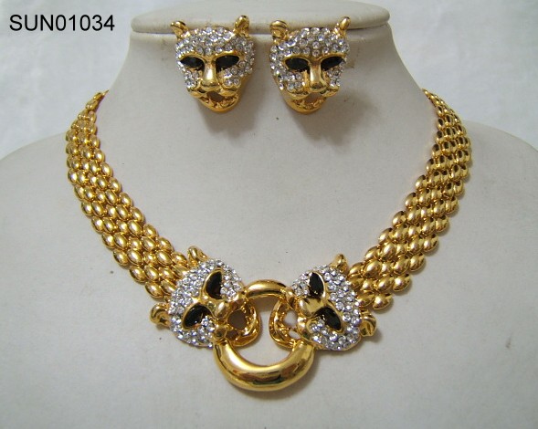  Necklace & Earrings Set ( Necklace & Earrings Set)