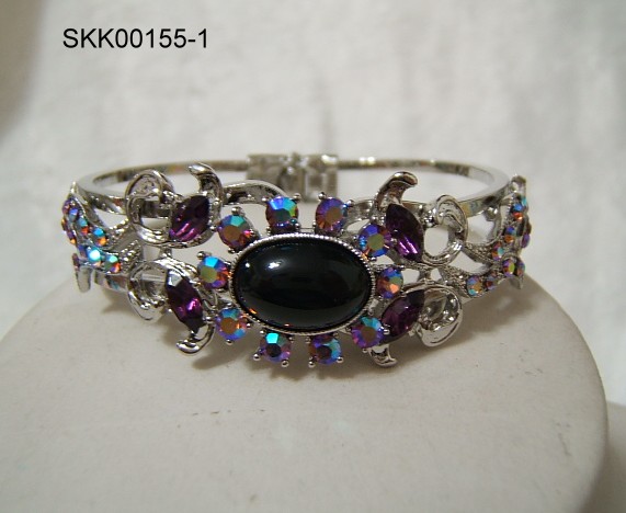  Bracelet (Armband)