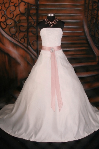  Wedding Gowns
