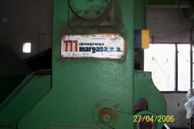  Tearing Machine