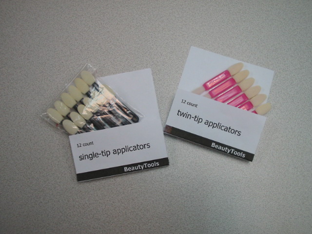  Applicator