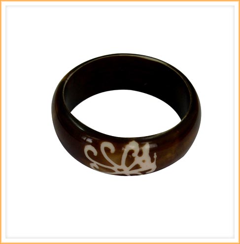  Horn Bangles (Horn Bangles)