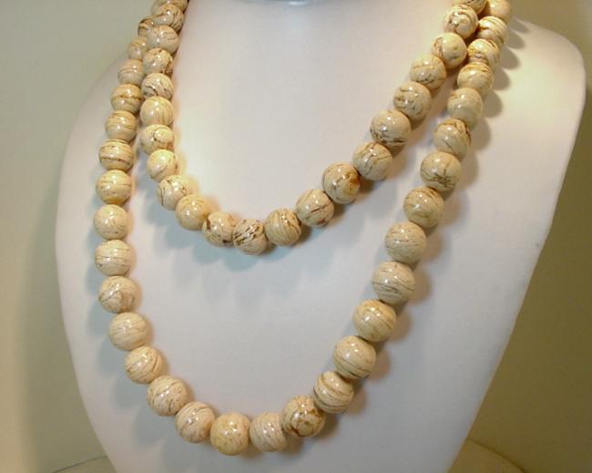  White Beige Amber Necklace & Beads