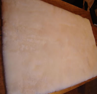  Fur Carpet, (La fourrure du tapis,)